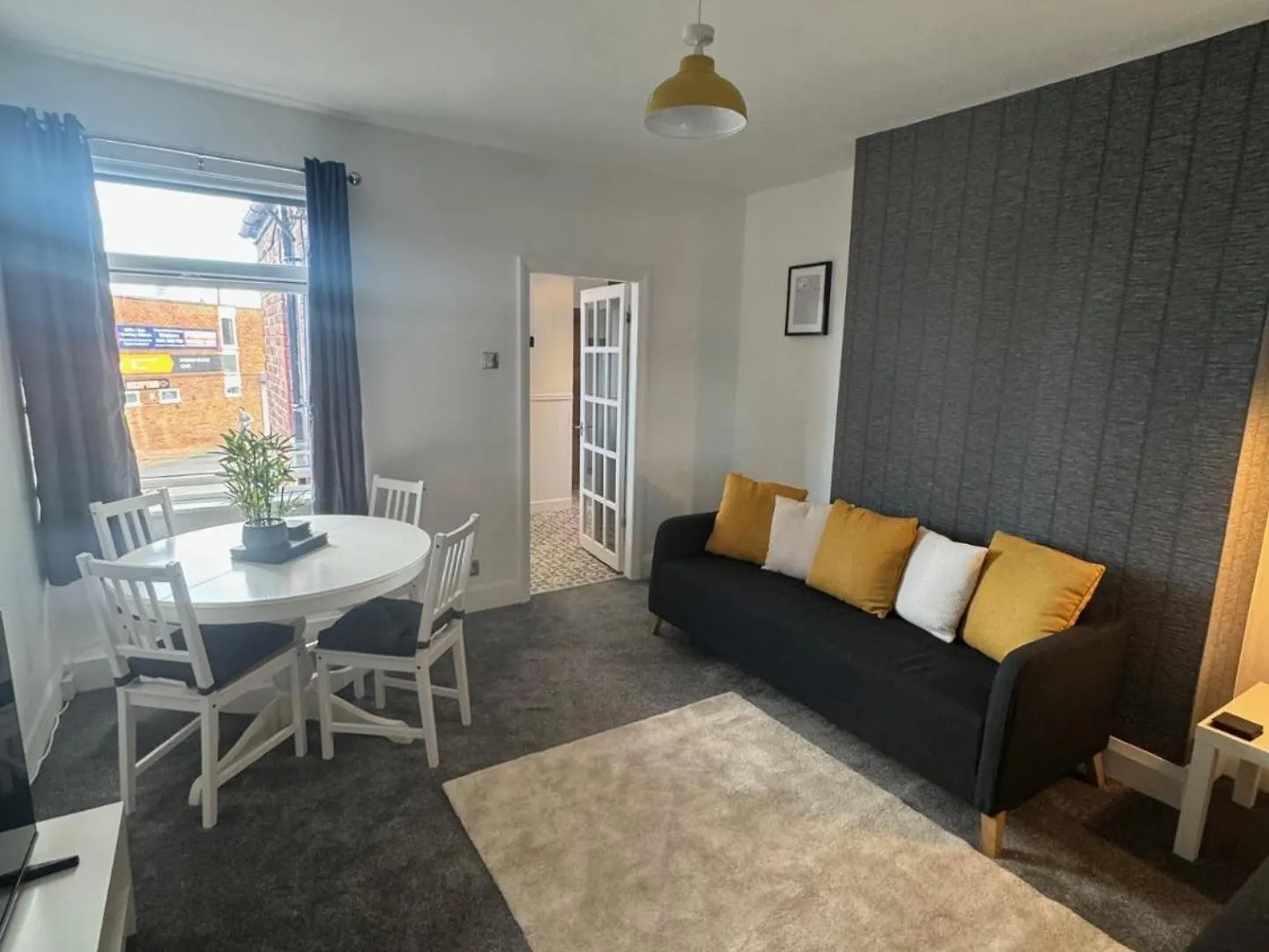 Simonside Apartment - 3 Bedrooms Newcastle Upon Tyne 0*,  Egyesült Királyság
