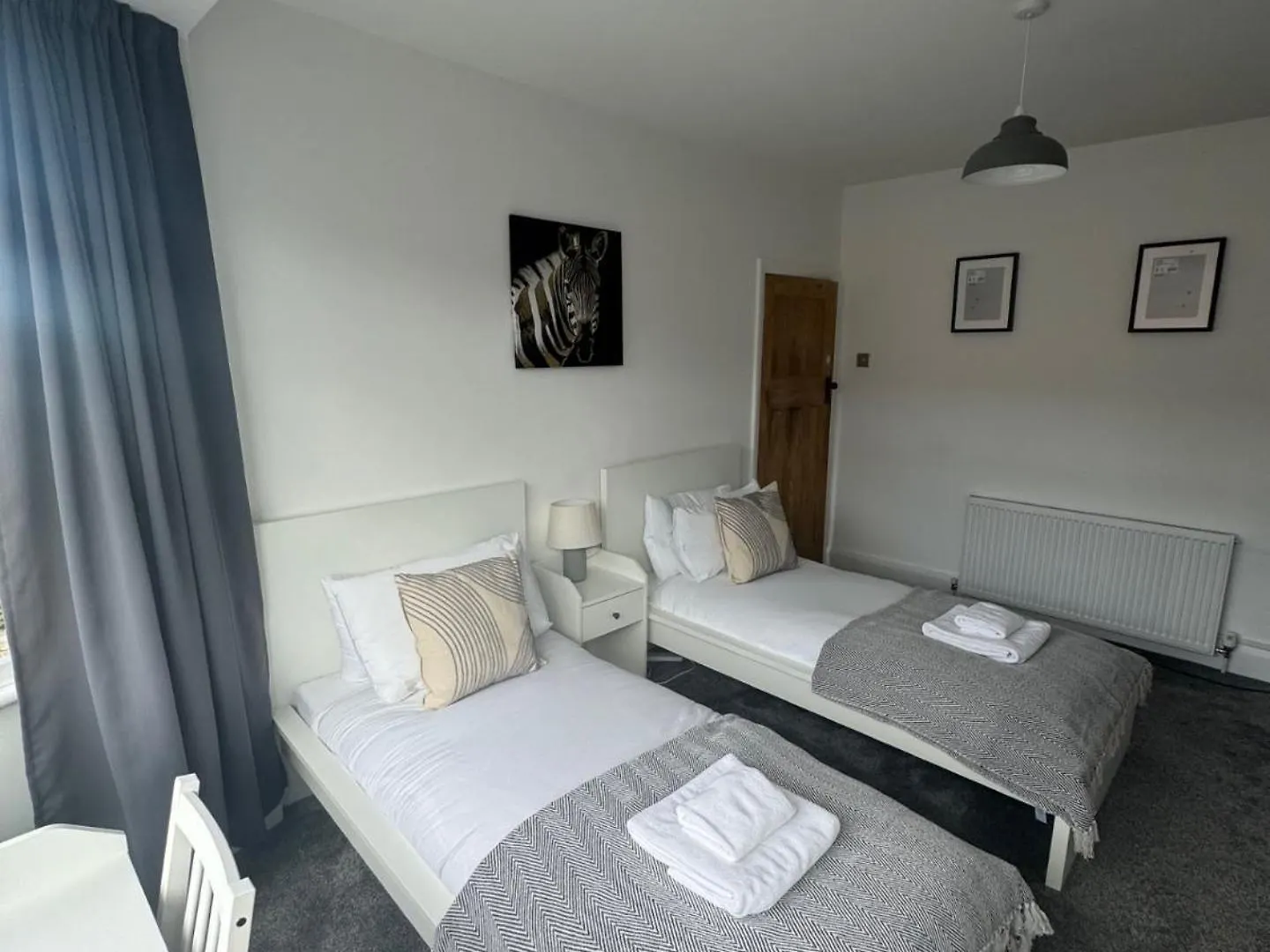 Simonside Apartment - 3 Bedrooms Newcastle Upon Tyne 0*,