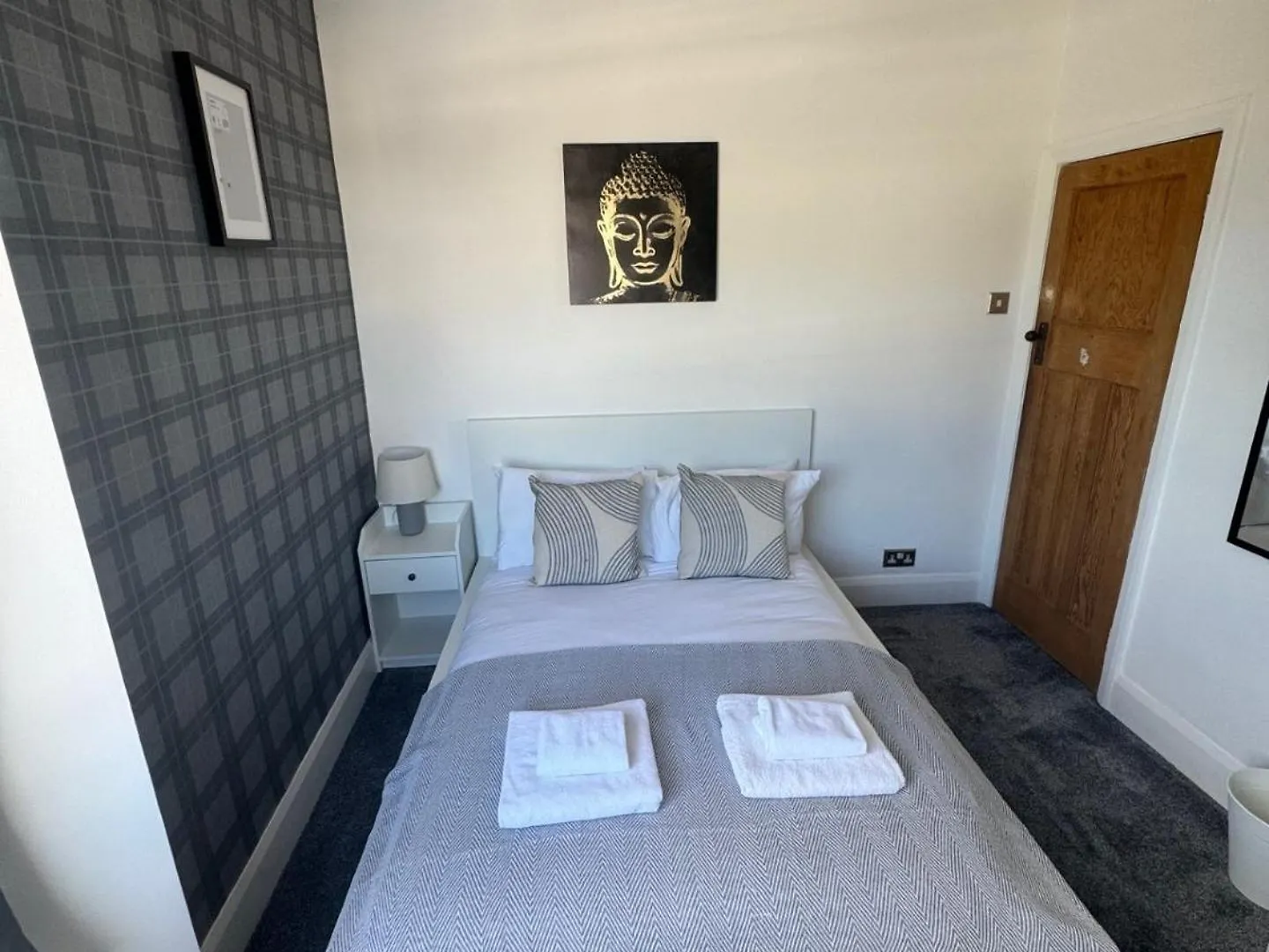 Simonside Apartment - 3 Bedrooms Newcastle Upon Tyne